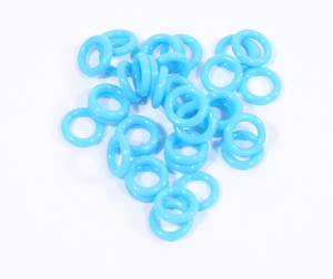 Bagues EZ élastiques 2 mm Bleues - Blister de 50 pièces

Bagues EZ élastique 2 mm

Les bagues EZ sont spécialement conçues pour baguer facilement à l'aide du pistolet EZ. 

Grâce au matériau hyper-élastique , les bagues peuvent s'étirer jusqu'à 5 fois leur taille d'origine
Les nouveaux nés peuvent être bagués après quelques jours.
La bague EZ s'adapte à la patte pendant la croissance, ce qui vous évite des changements réguliers ou des risques de blessure.
La bague est étroite en hauteur, ce qui vous permet de combiner plusieurs couleurs sur la même patte et augmente les possibilités de marquage.